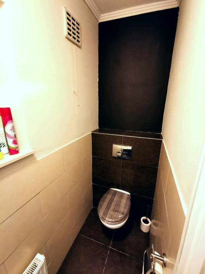 City Center Enschede Homestay Bagian luar foto